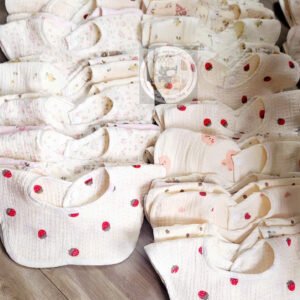 Yếm cho bé ( combo 5 yếm tròn xoay cho bé )